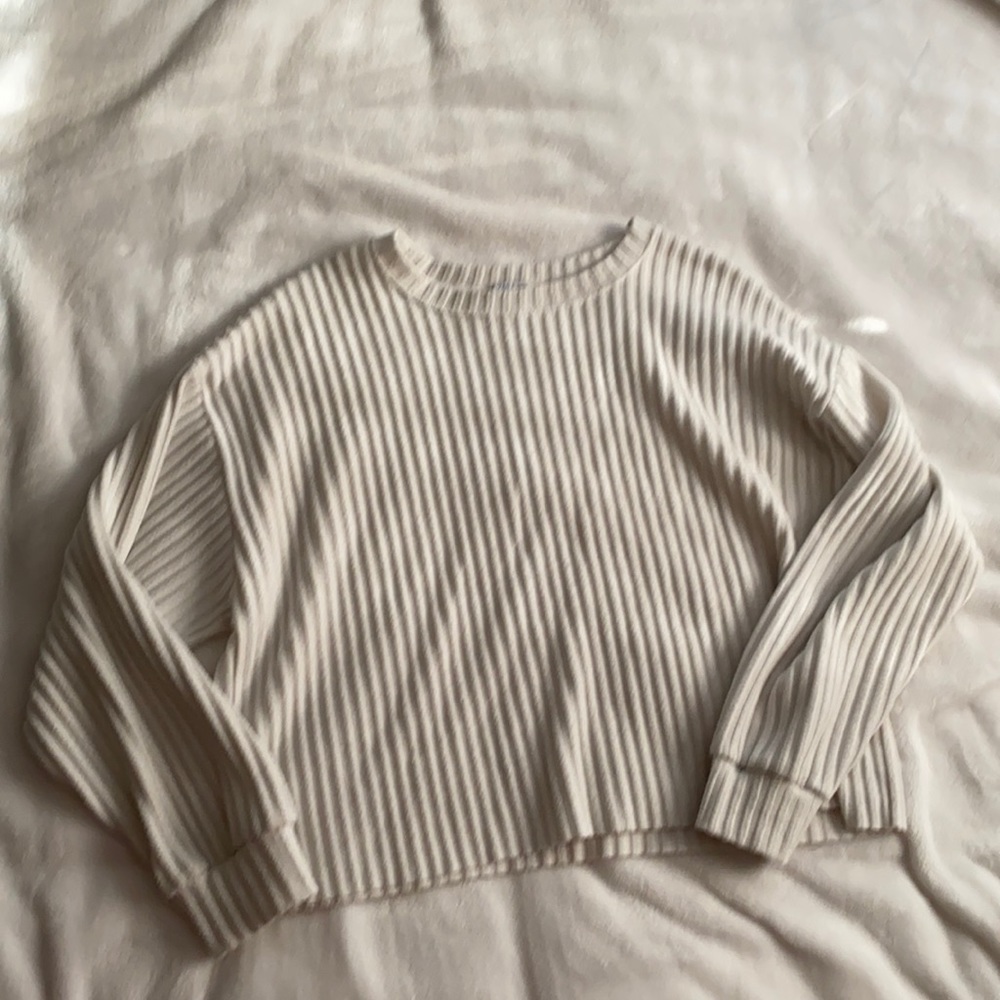 White ribbed sweater
